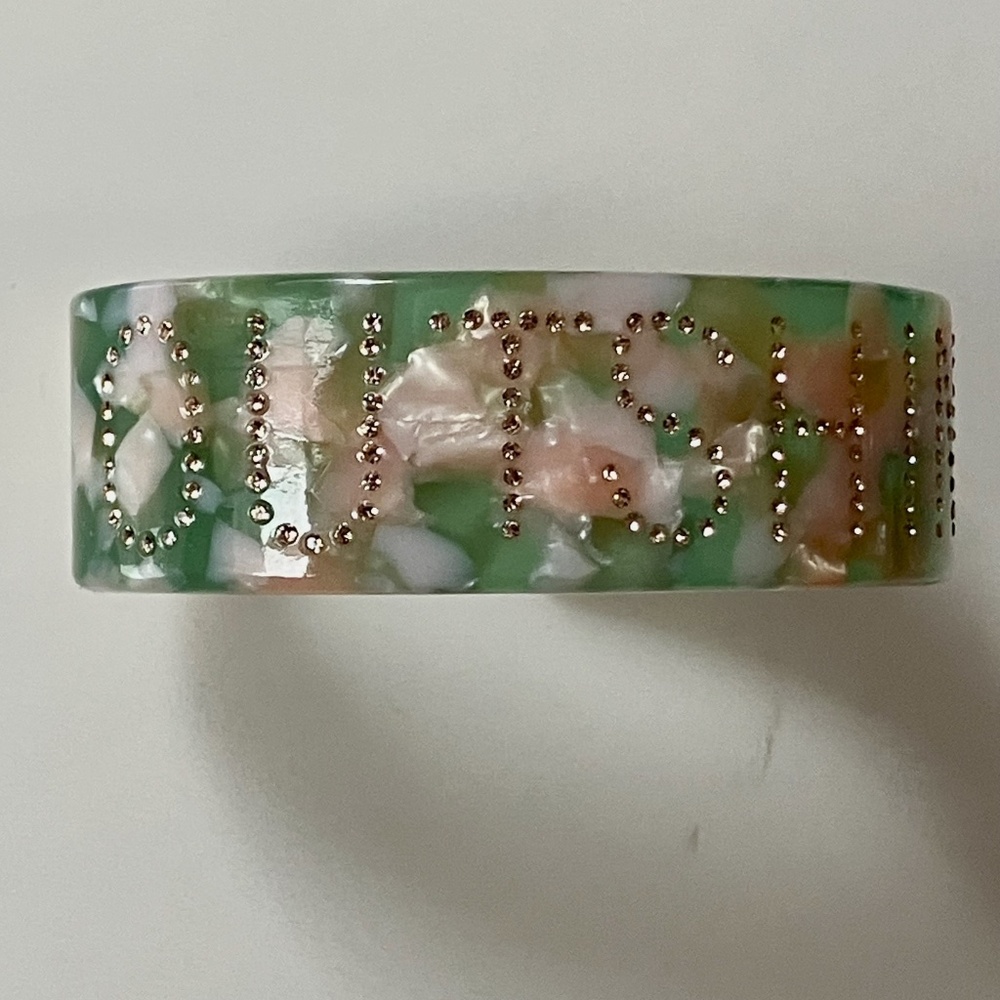 India Hicks Resin/Crystal "OUTSHINE" Cuff - Picture 2 of 5